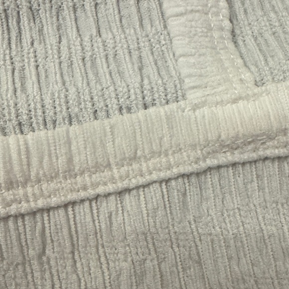 American Eagle Outfitters One-Shoulder Crop Top - Picture 7 of 10